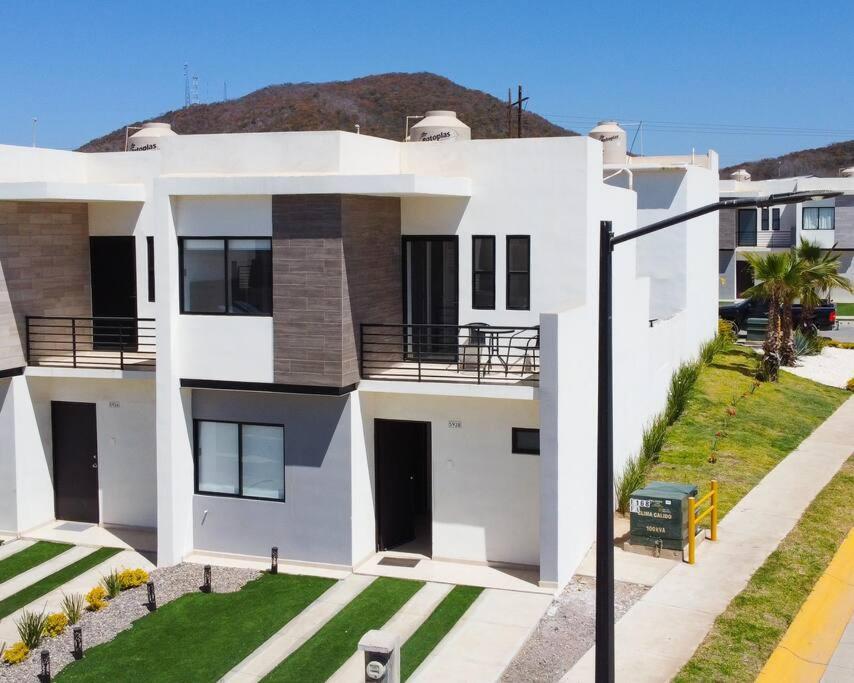 Hermosa Y Acogedora Casa En Comunidad Privada Mazatlán Exterior foto
